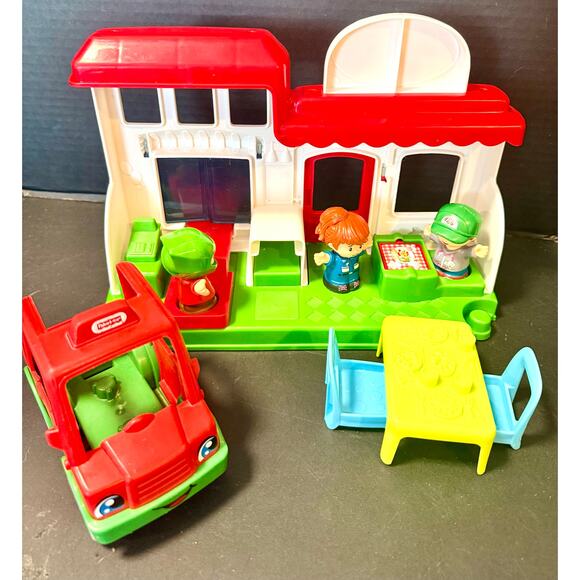 fisher-price Little People Playset We Deliver Pizza Place Delivery truck set - Picture 8 of 9
